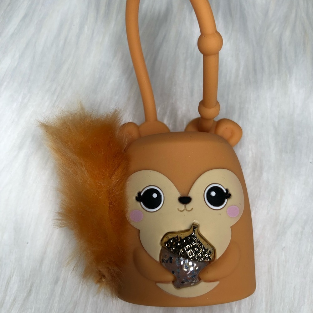 NWOT Bath & Body Works PocketBac Holder – Squirrel with Light-Up Feature - Picture 2 of 4